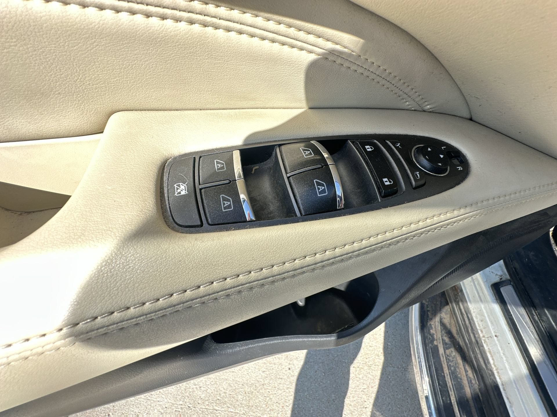 2018 INFINITI QX60 4DR FWD