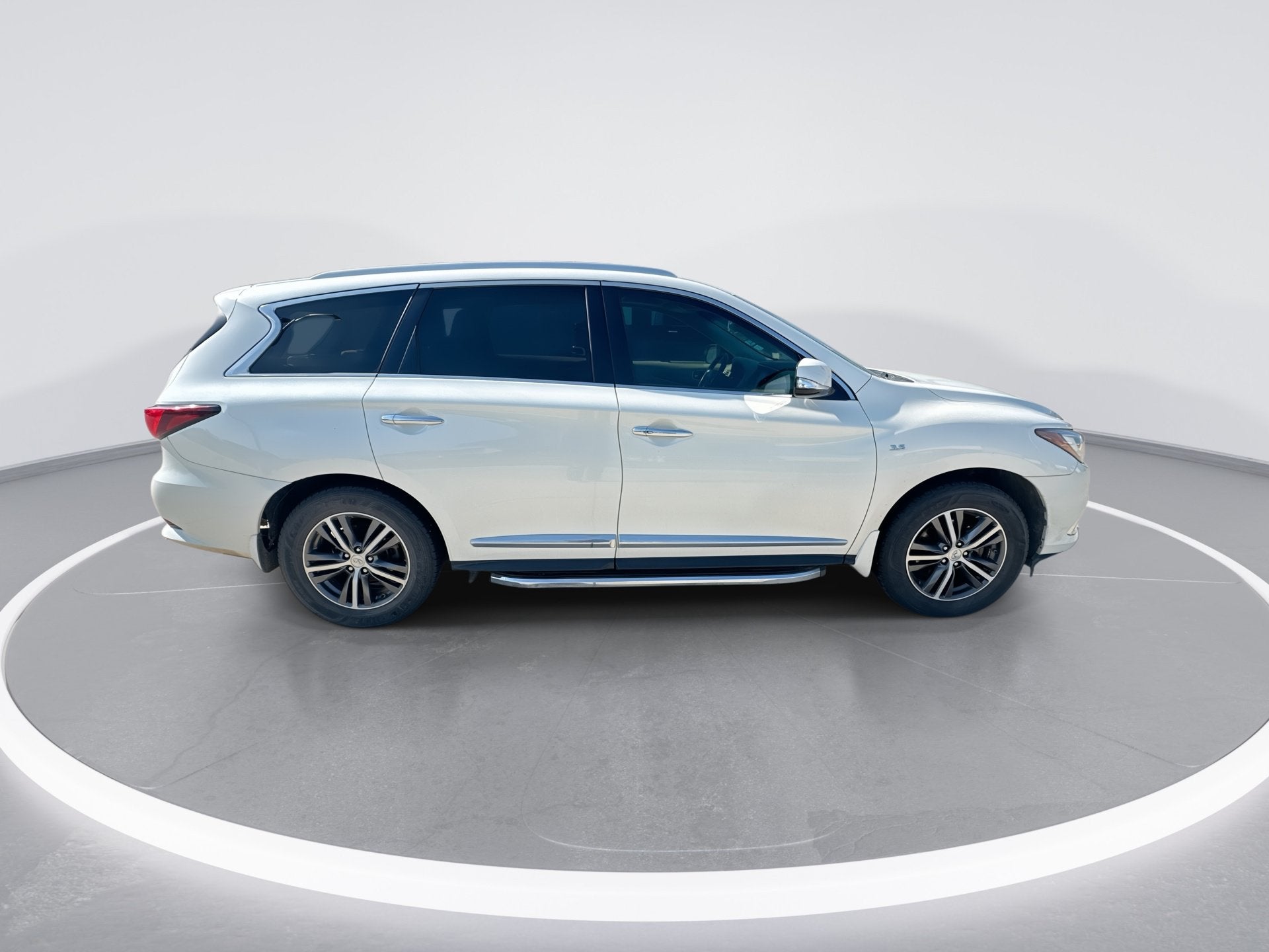 2018 INFINITI QX60 4DR FWD