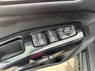 2022 Nissan Pathfinder SV 4WD