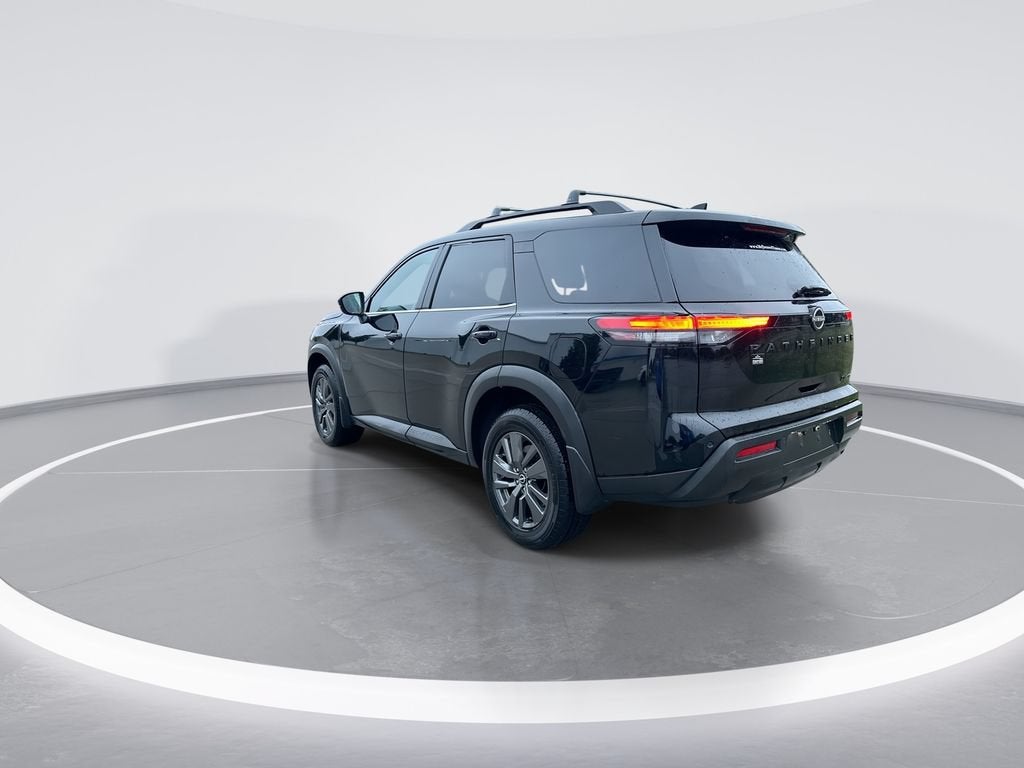 2022 Nissan Pathfinder SV 4WD