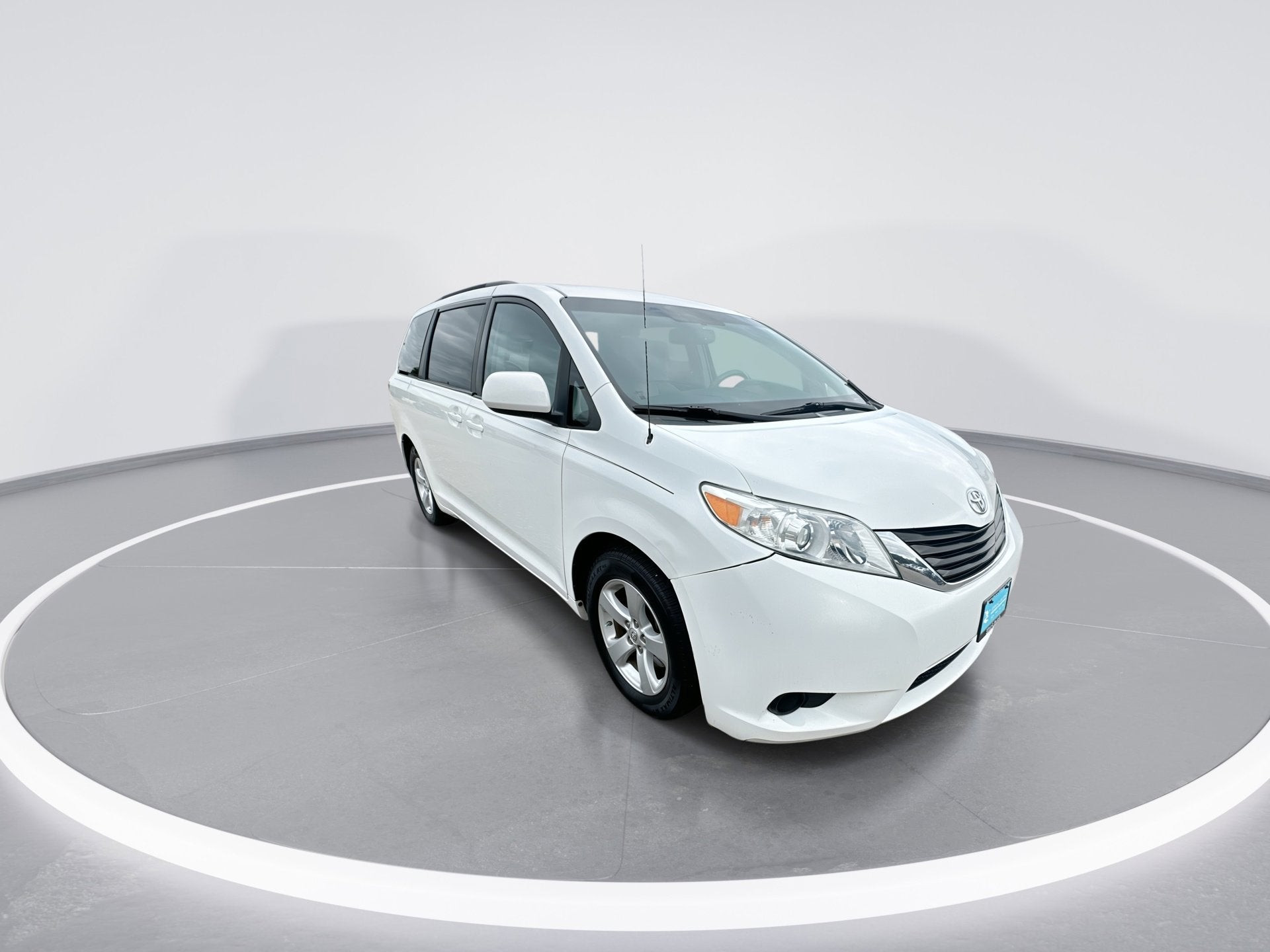 2013 Toyota Sienna LE AAS