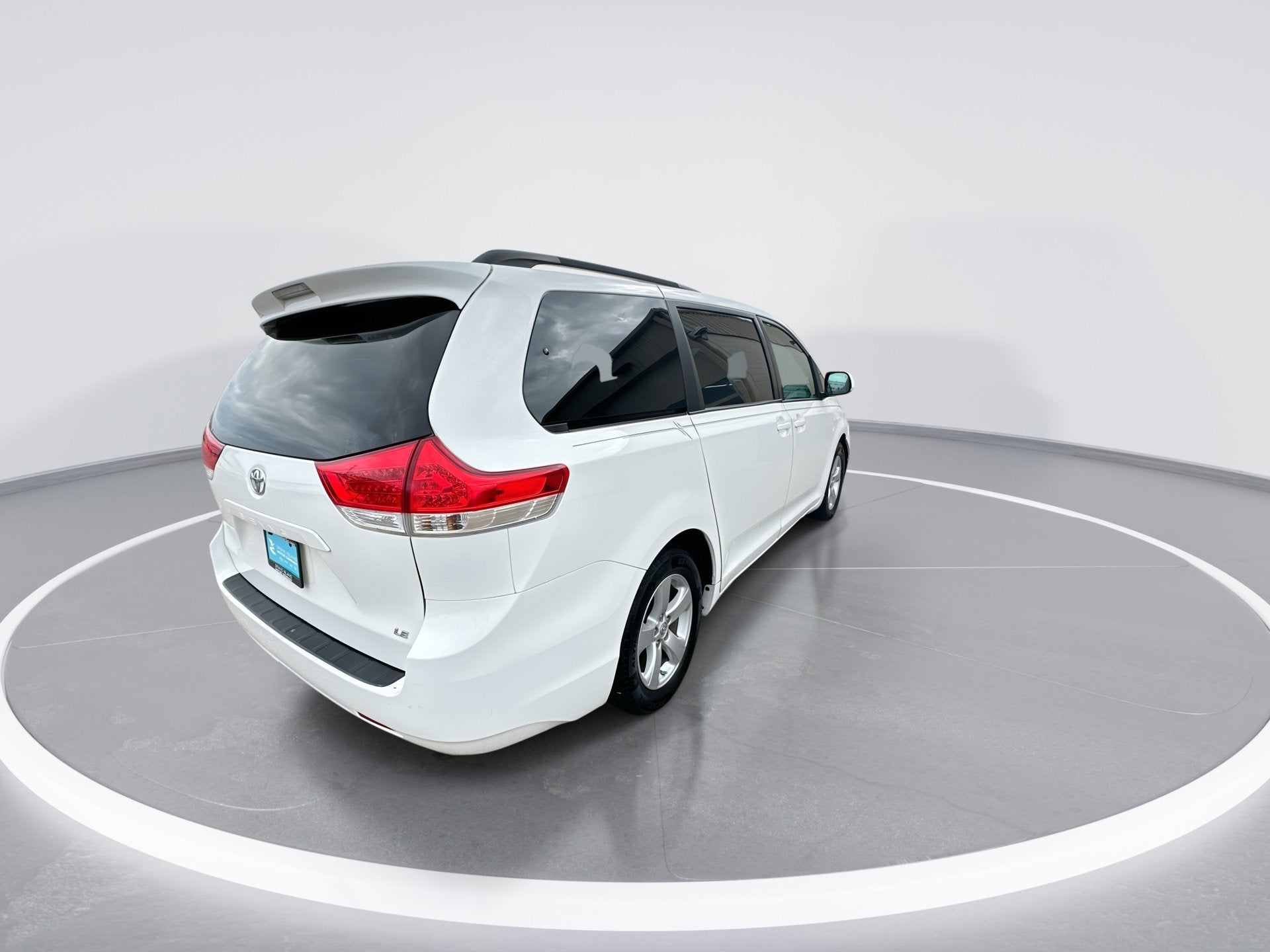 2013 Toyota Sienna LE AAS