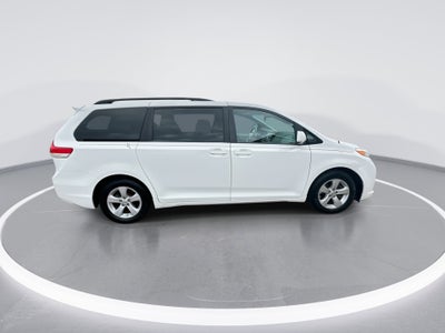 2013 Toyota Sienna LE AAS