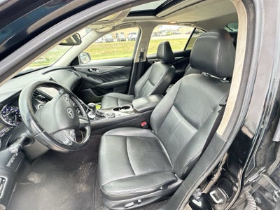 2015 INFINITI Q50 Premium