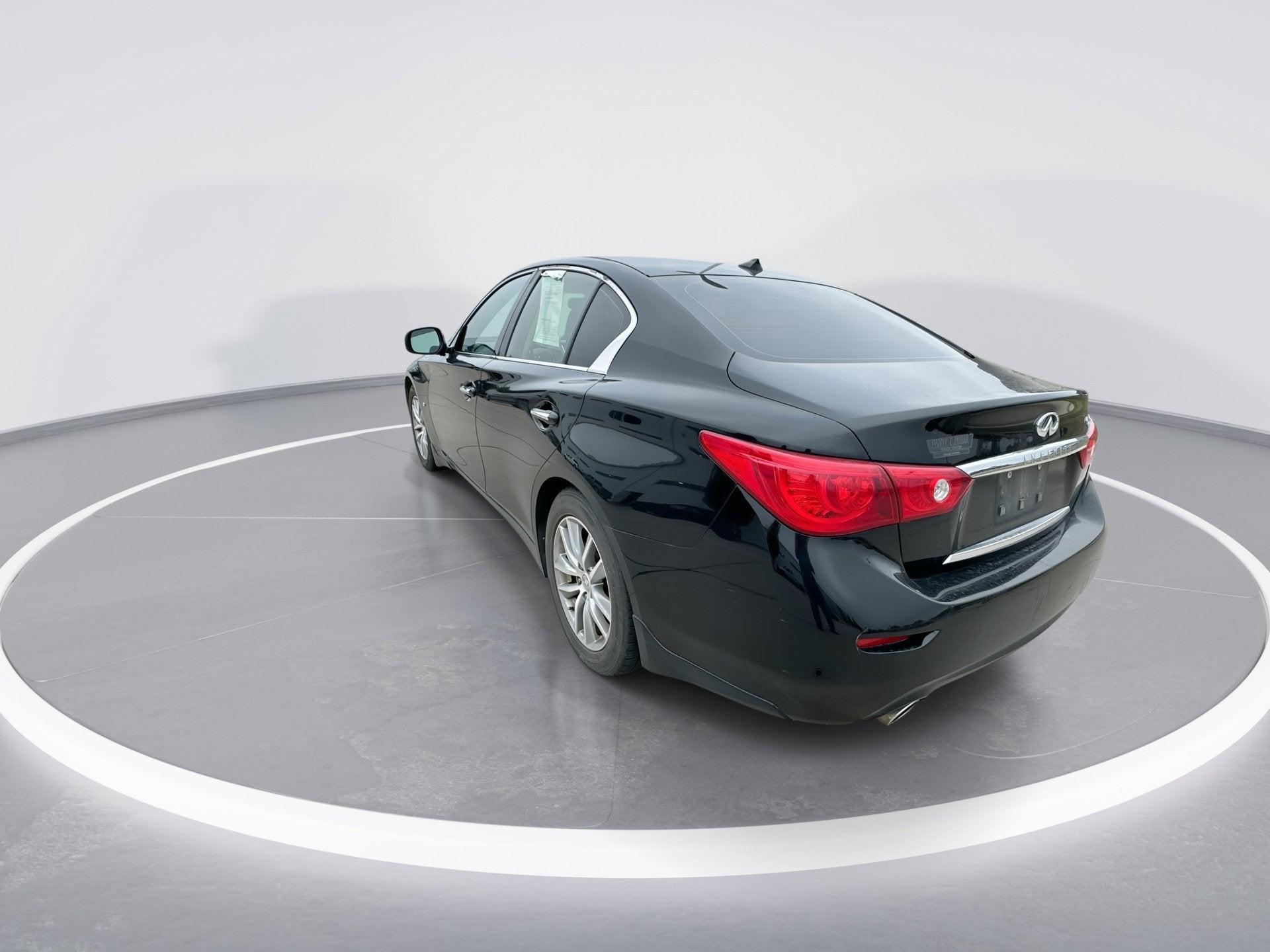 2015 INFINITI Q50 Premium