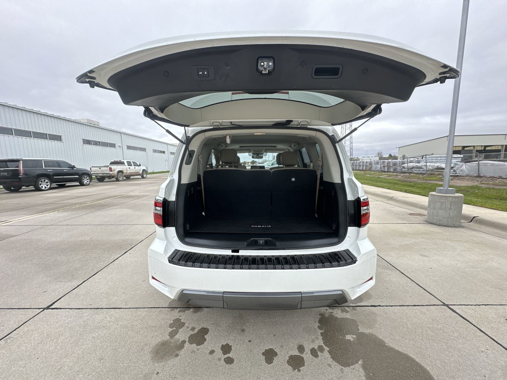 2022 Nissan Armada SL