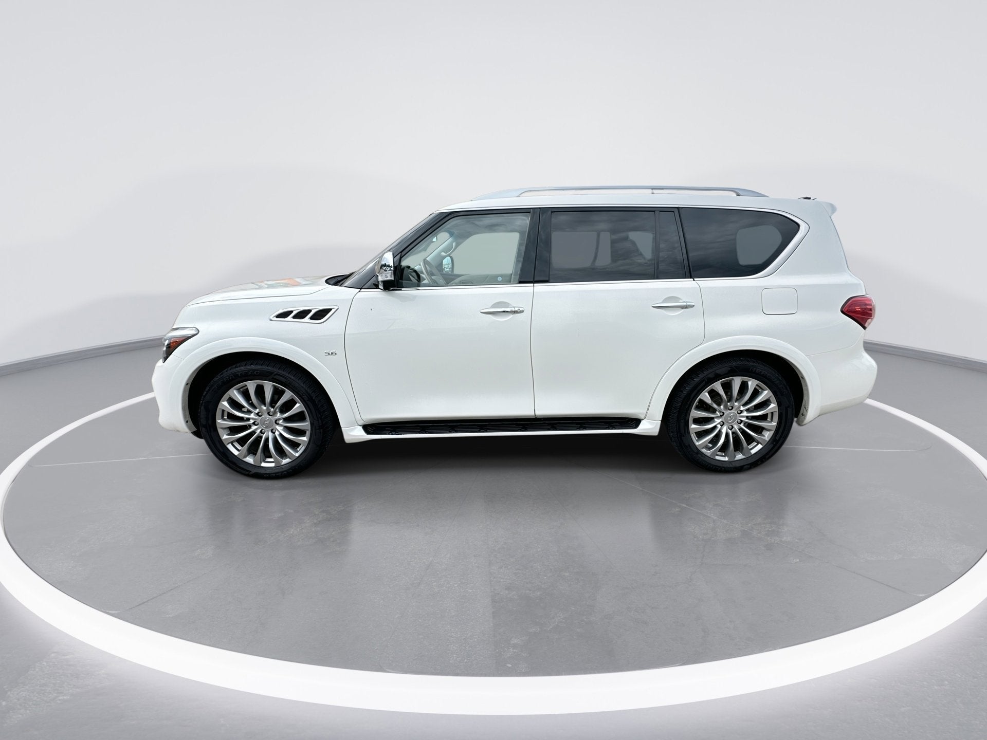 2016 INFINITI QX80 Base