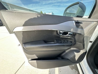 2017 Volvo XC90 R-Design